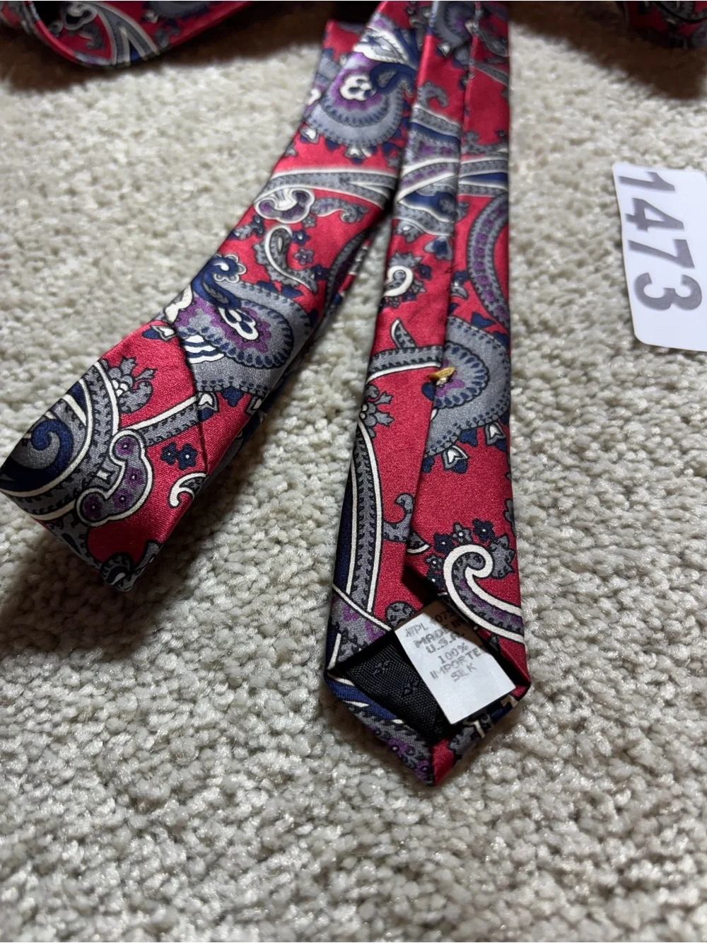 Oscar de la Renta Mens Neck Tie Paisley 100% Silk Couture Collection Floral